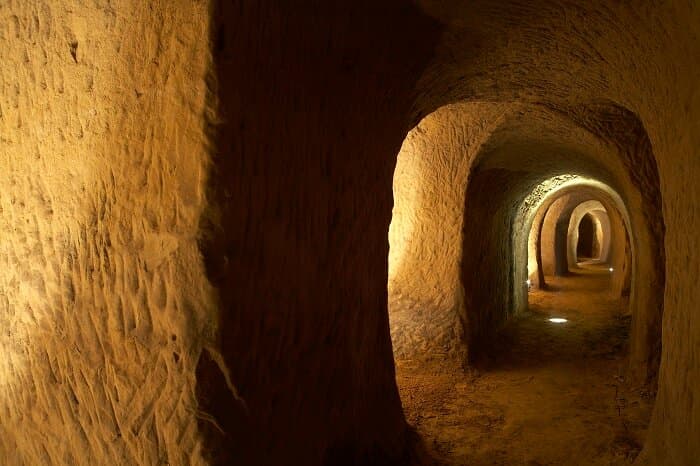 Galleria presente all'interno della Grotta del Cantinone