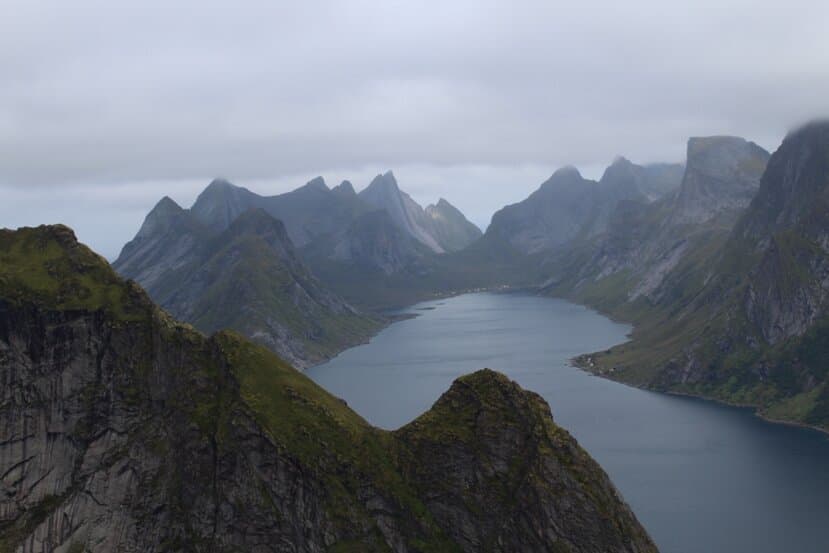 Kjerkefjorden And Reinefjorden
