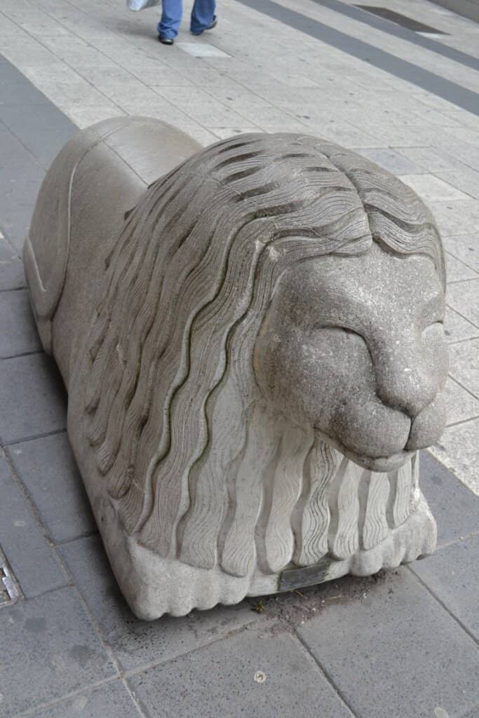 H&M Pre-loved Archive