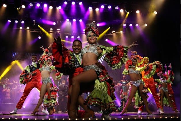 Ensálsate, Una experiencia 100% Colombiana, llena de glamour, arte y fiesta.