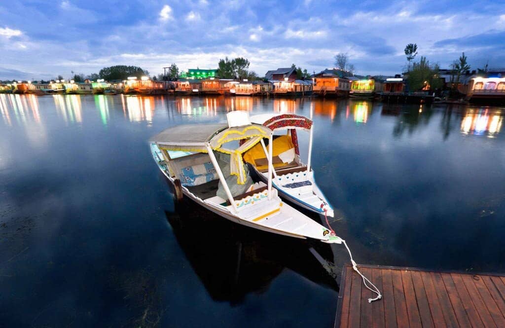 Char Chinar Island
