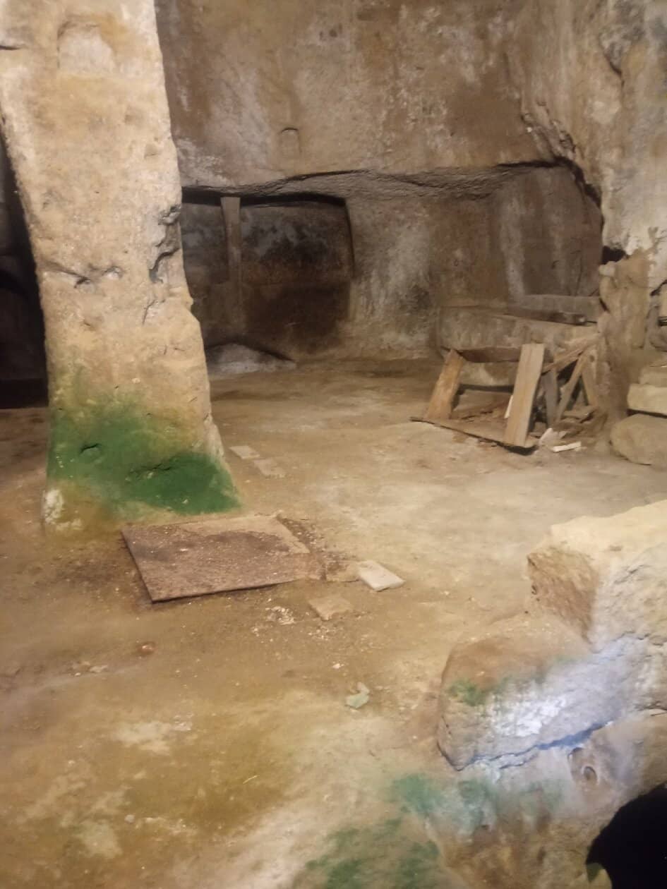 Cave Dwellings & Structures