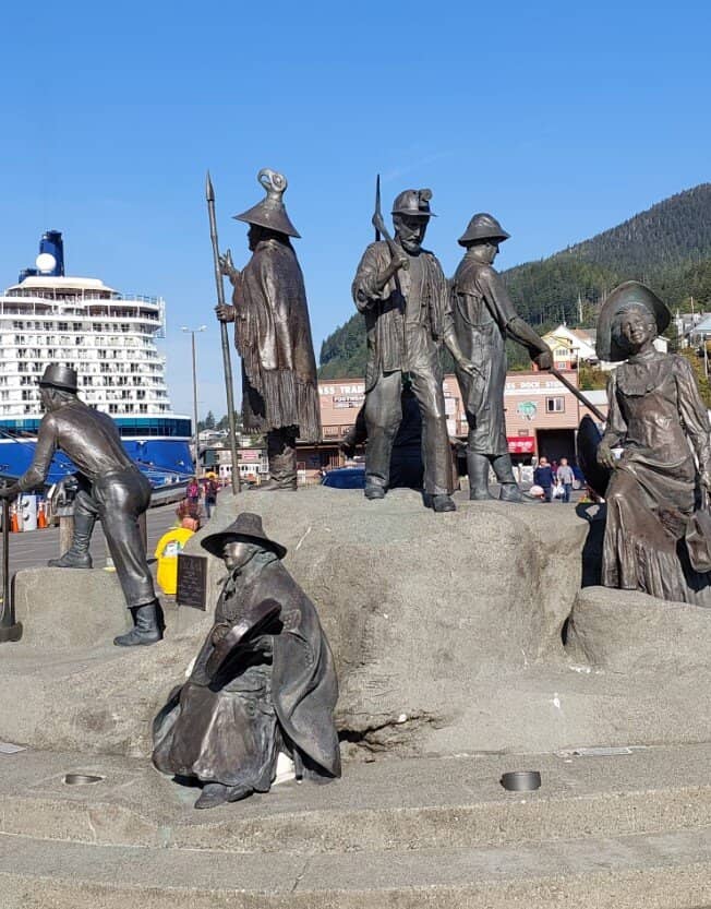 The Seven Figures
