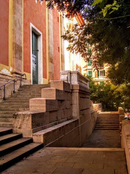 Spectacular Pipe Organ