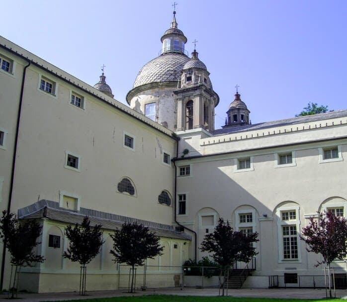 Albergo dei Poveri di Genova, particolare di uno dei cortili restaurati (mia foto maggio 2015)