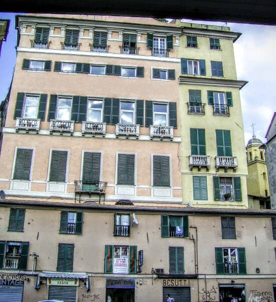 Medieval Commercial Site