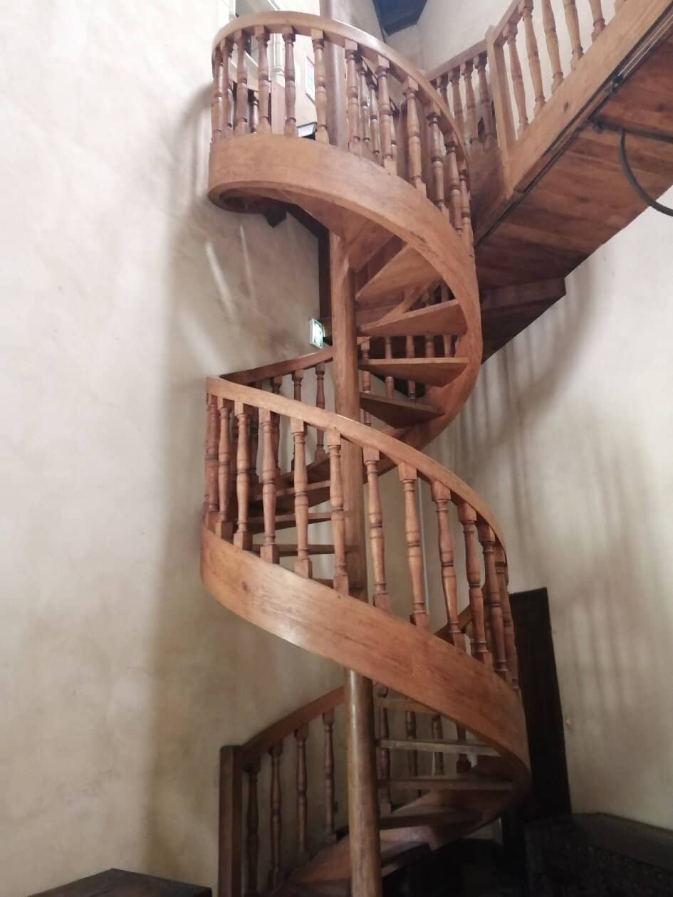 The Majestic Exterior