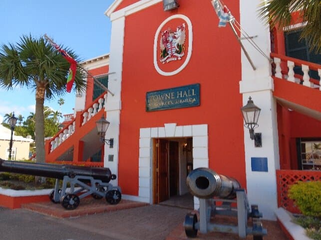 City Hall & Arts Centre