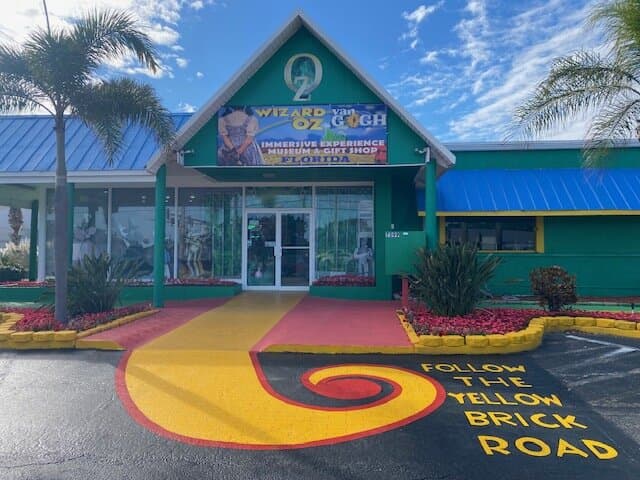 Entrance to the Wizard of Oz Museum in Florida