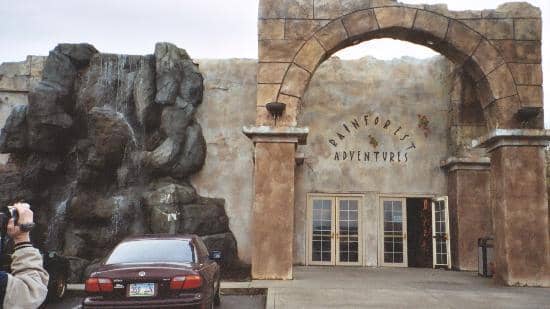 Diverse Reptile & Bird Exhibits