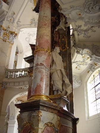 Silent Chapel for Adoration