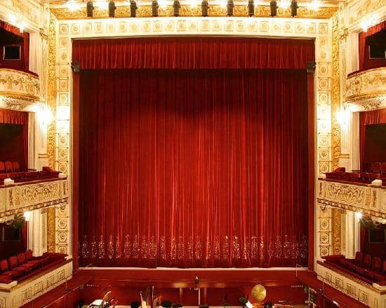 Intimate Classic Atmosphere