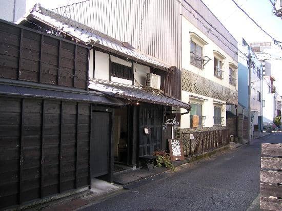 Edo-Period Architecture