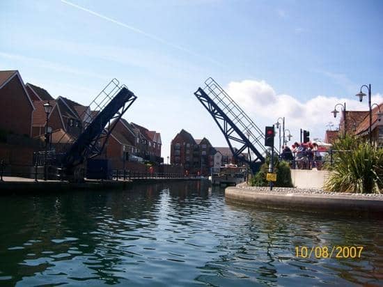 The Waterfront Dining