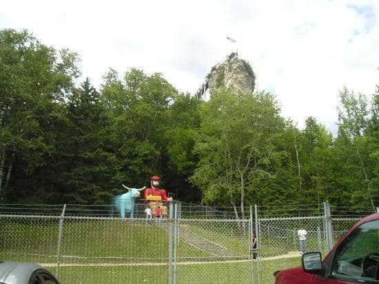 Kitschy Roadside Attraction