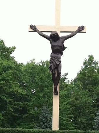 Outdoor Chapels & Stations