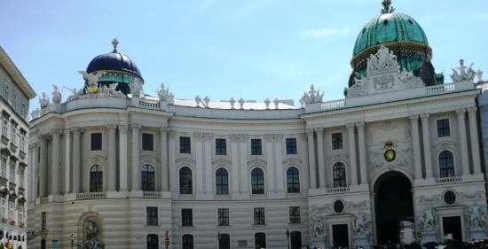 PALACIO HOFBURG