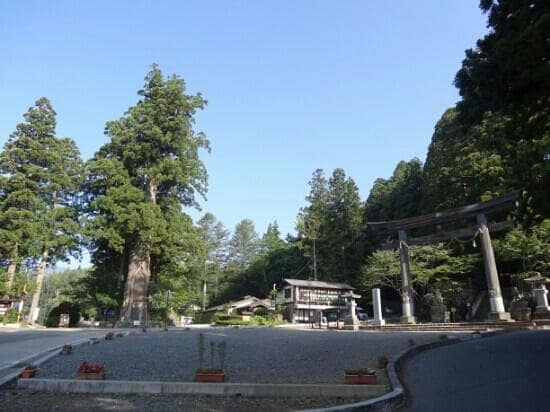 Okusha (Main Shrine)