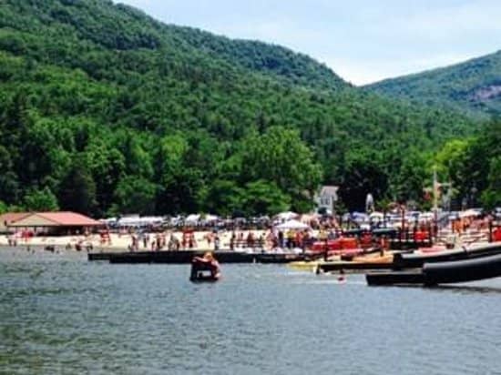 Diverse Lakefront Homes