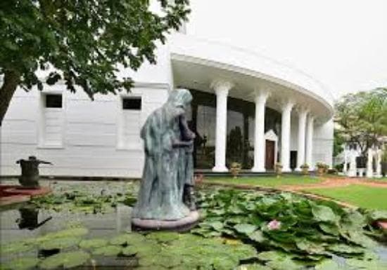 Ravi karuna karan museum