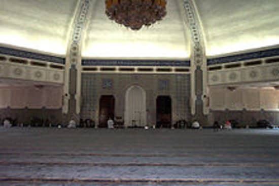 Whitewashed Grandeur