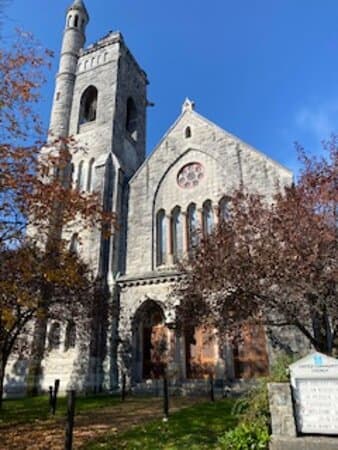 United Community Church's facade.