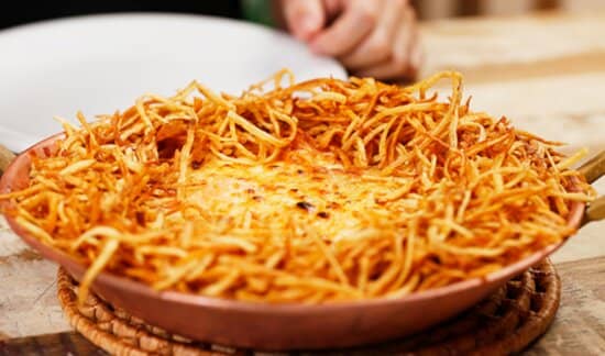 Diverse Shopping & Dining