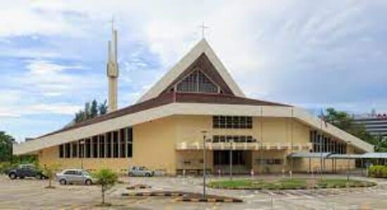 Sacred Heart Cathedral is located at 14B Jalan Menteri, off Jalan Tengku Abdul Rahman, 88800 Kota Kinabalu. It has a seating capacity of around 1,600 pax.