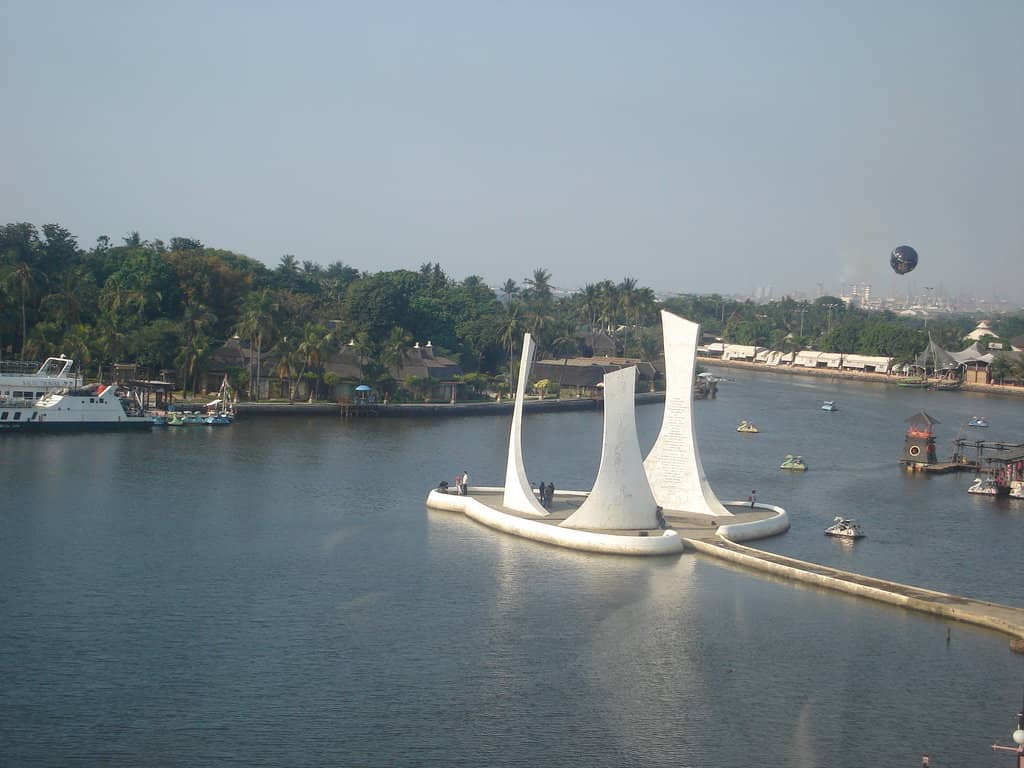 Vertical photo