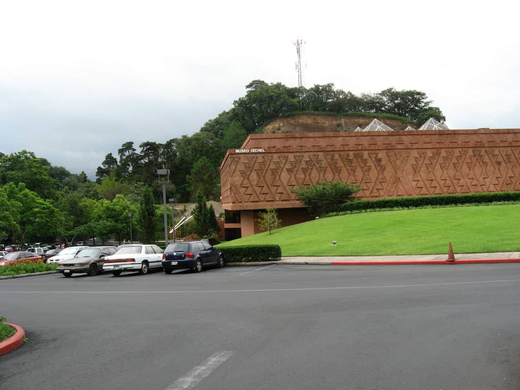 Colonial Jewelry Collection