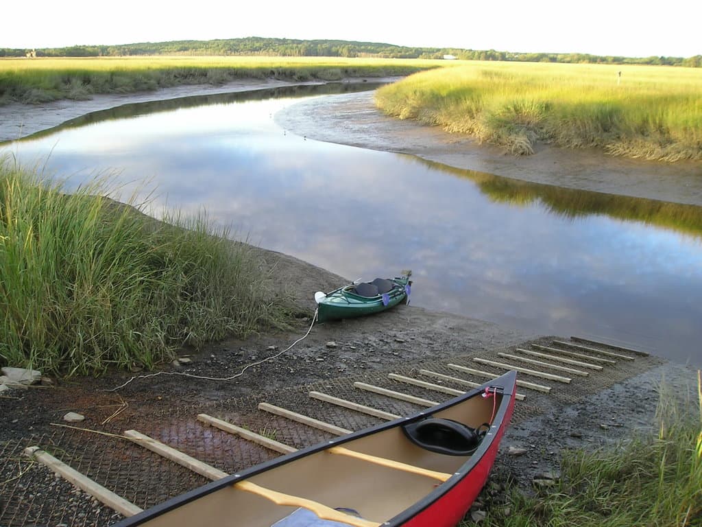 Canoes and Kayaks for rent