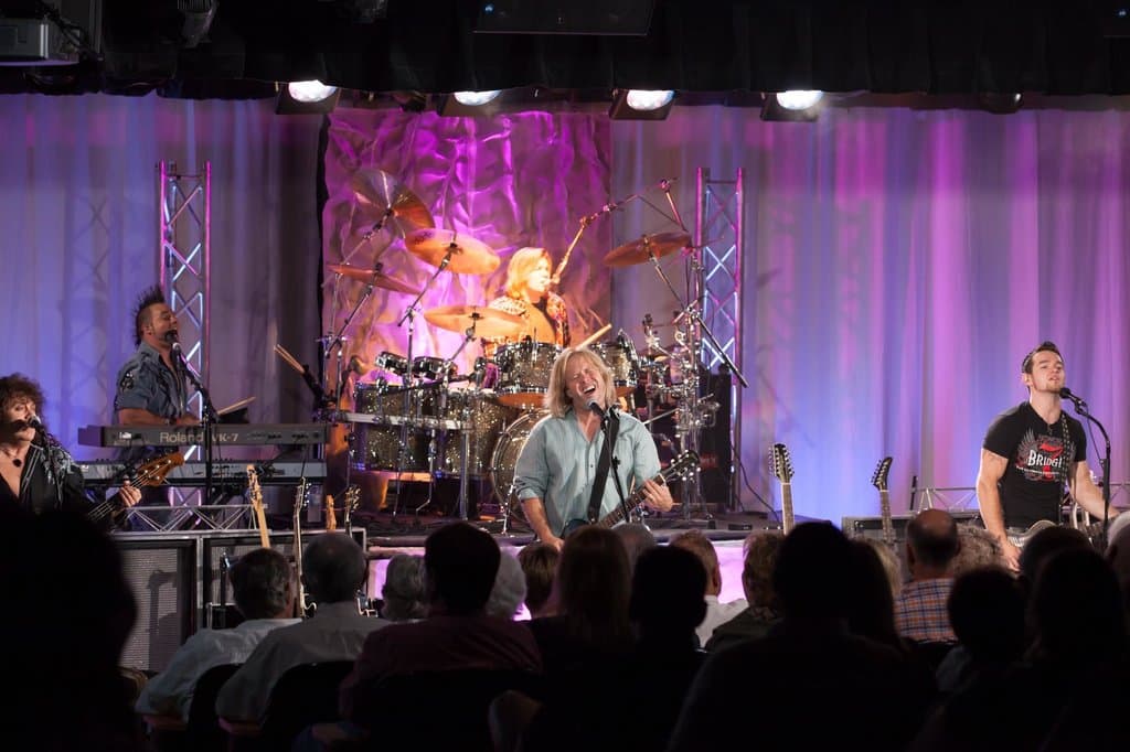 7 Bridges Eagles Tribute at Rockbox