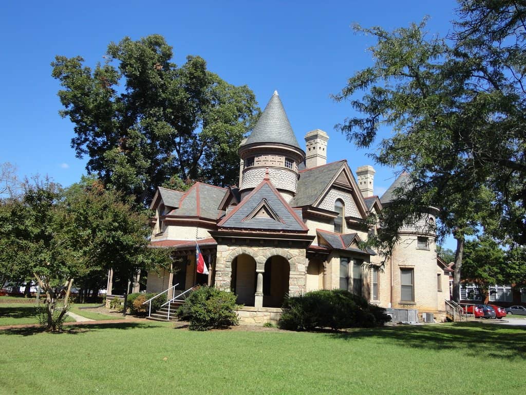 Halloween House Extravaganza