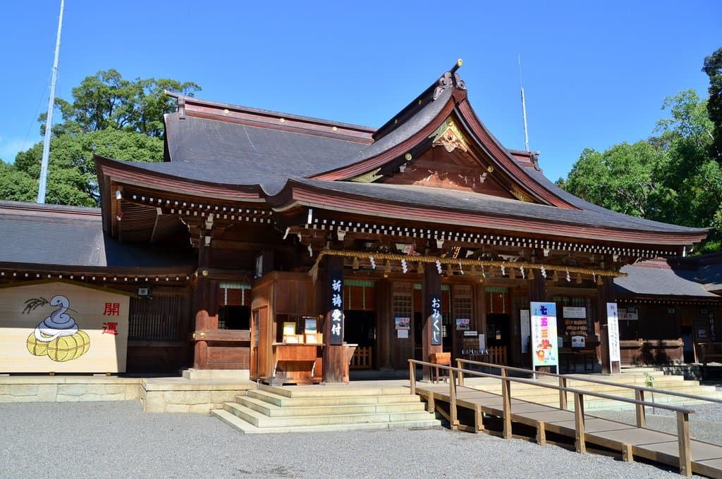 砥鹿神社本殿