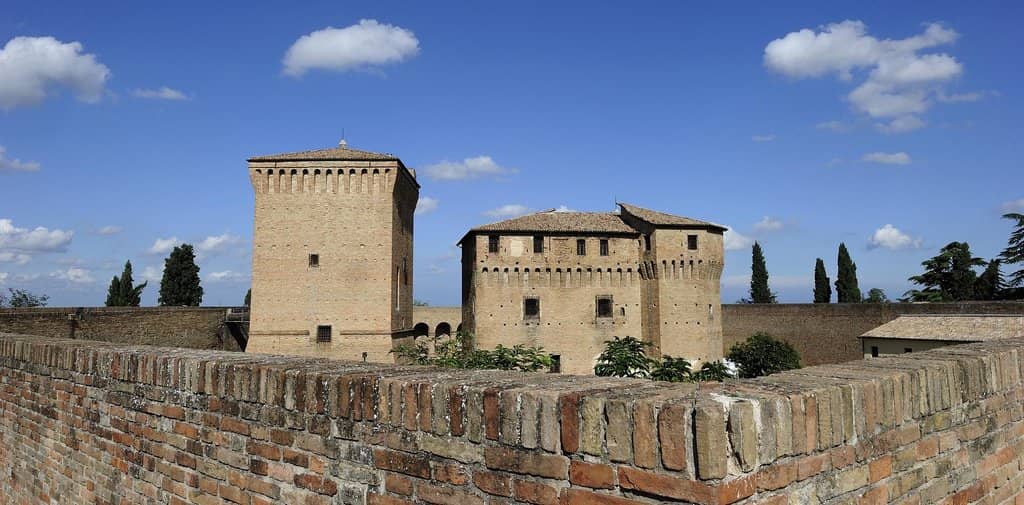 Panoramic Hillside Views