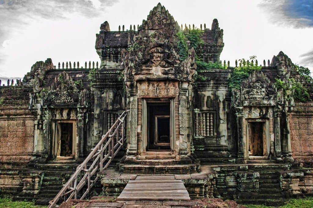 the grand entrance