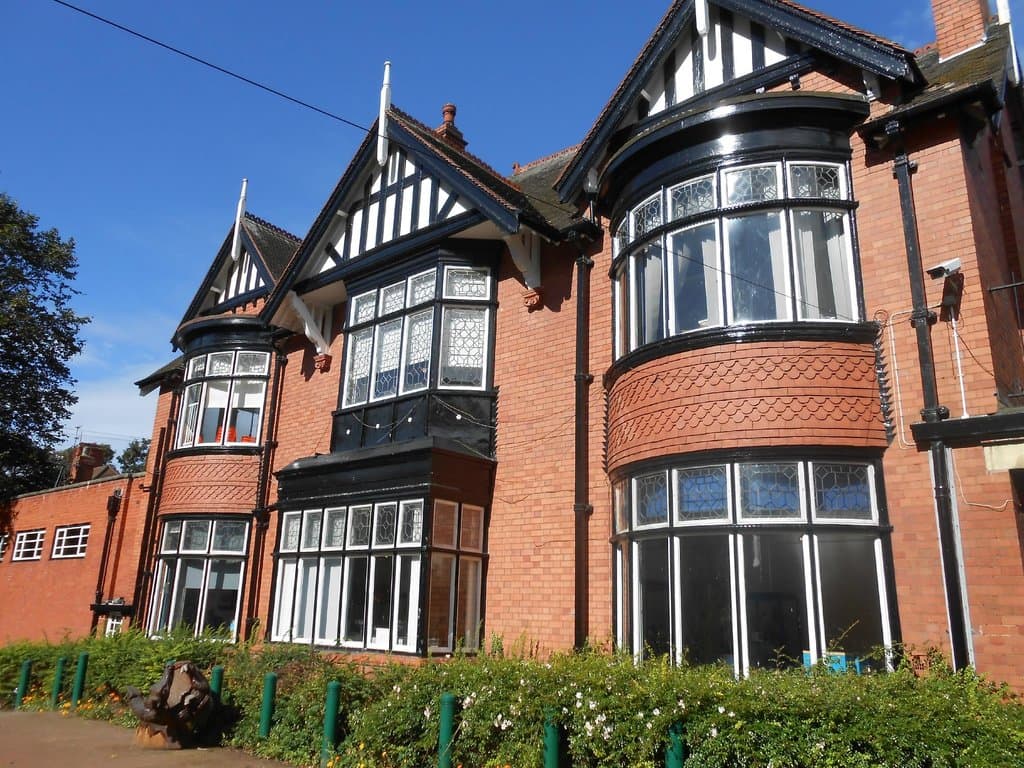 Bilston Craft Gallery (Rear view)