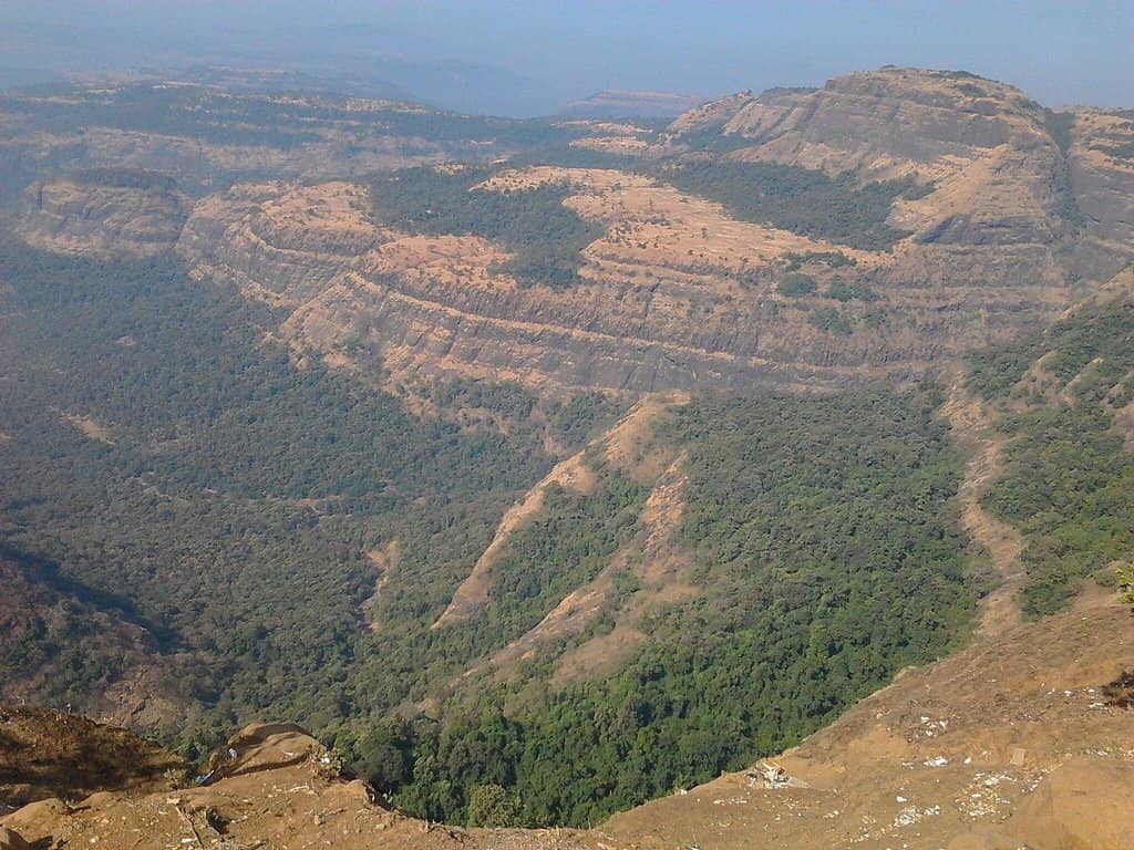 Panoramic Valley Views