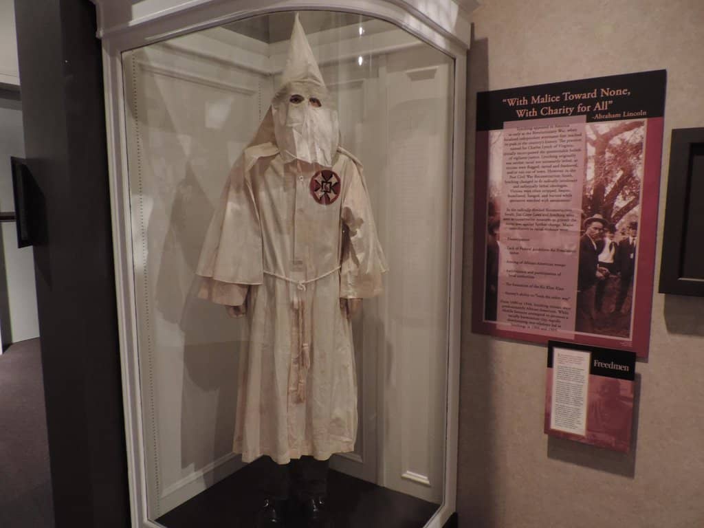 Mardi Gras Displays