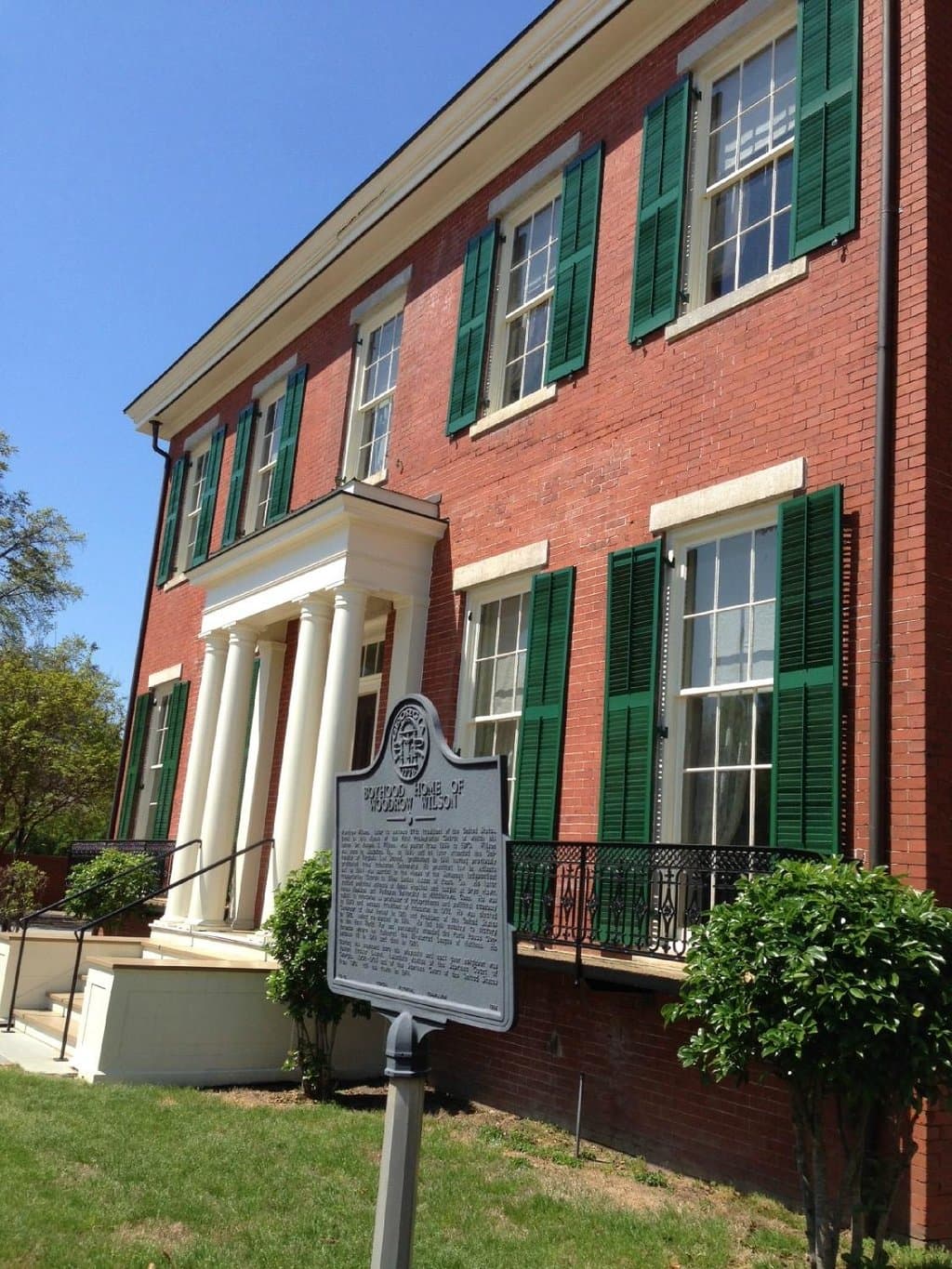 Outside President Woodrow Wilson's childhood home