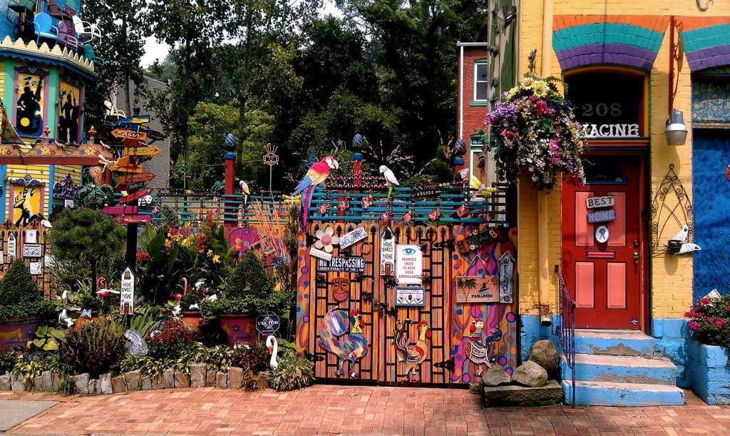Entrance to the Randyland courtyard