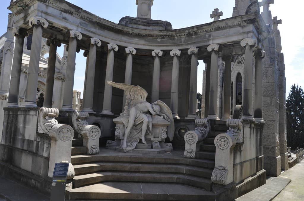 Alfonso Ugarte Mausoleum