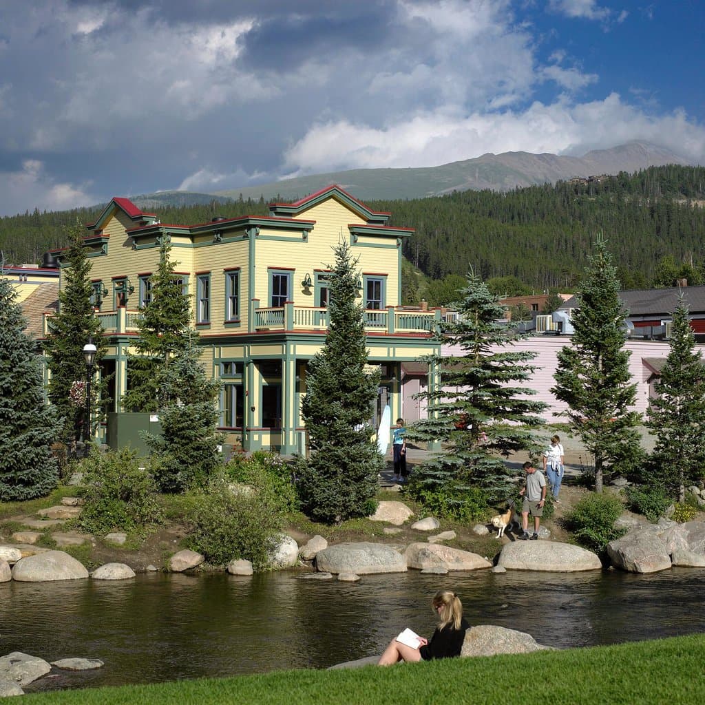 Breckenridge Welcome Center