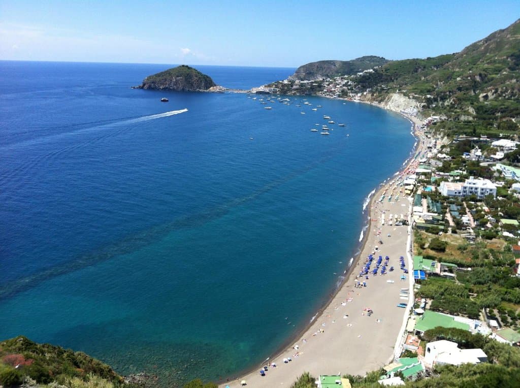 Spiaggia dei maronti vista dall'alto