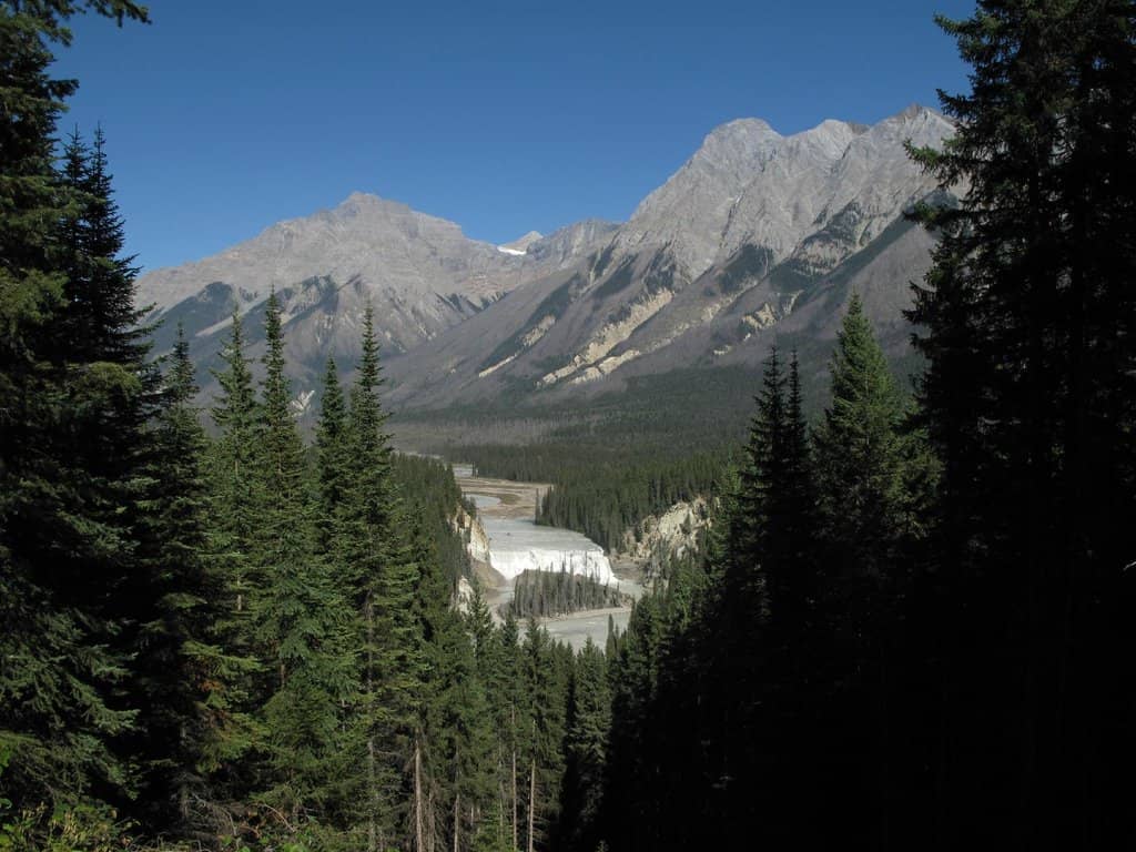 Columbia River Valley Drive