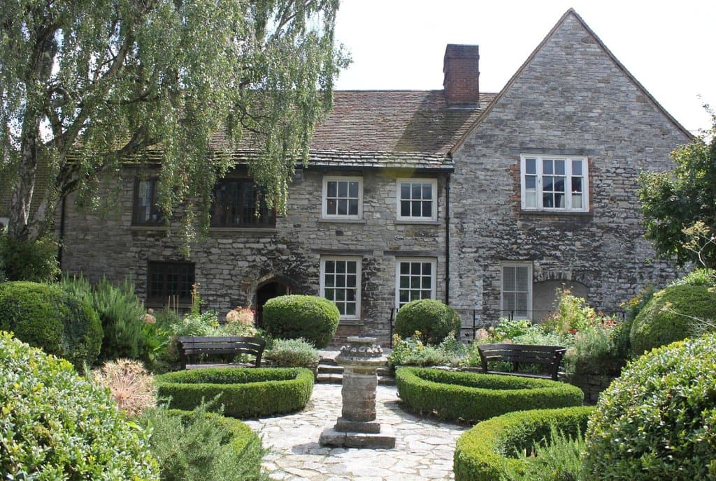 Tudor Herb and Physic Garden, Scaplen's Court