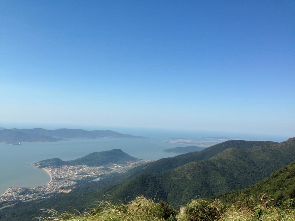 Vista desde o topo do Morro do Cambirela