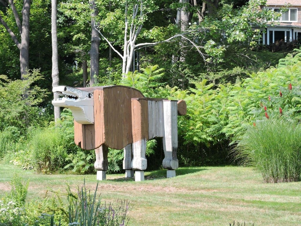 outdoor statues