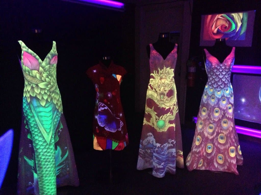 The lights go out and the dresses transform to something even more spectacular!! Simply an amazi