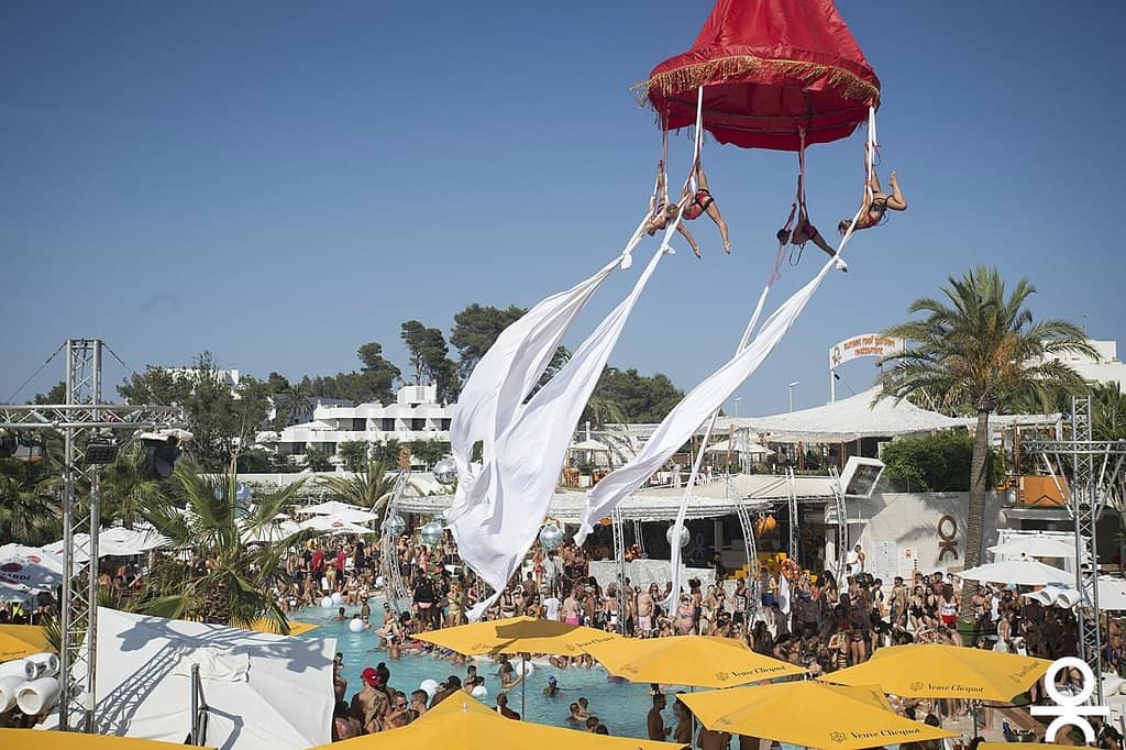 Champagne Spray Events